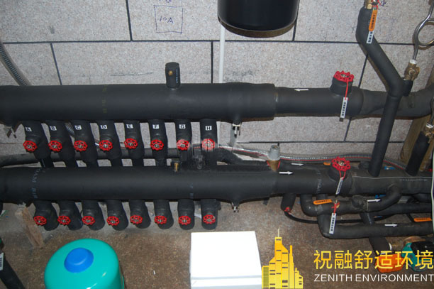 地源热泵100平方打几个井？